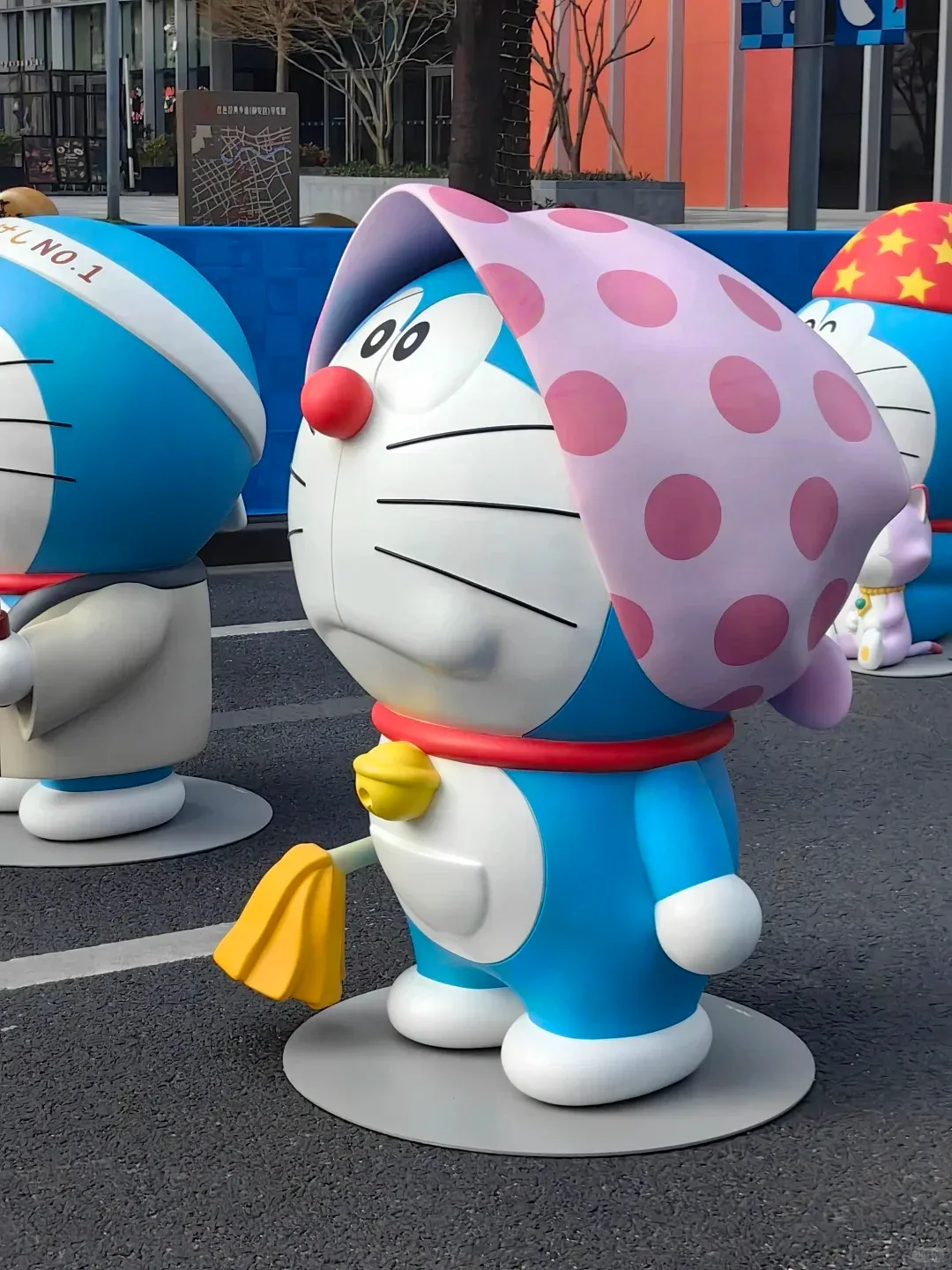 Premium Custom Fiberglass Doraemon Character Sculptures For Commercial Decor — view 3