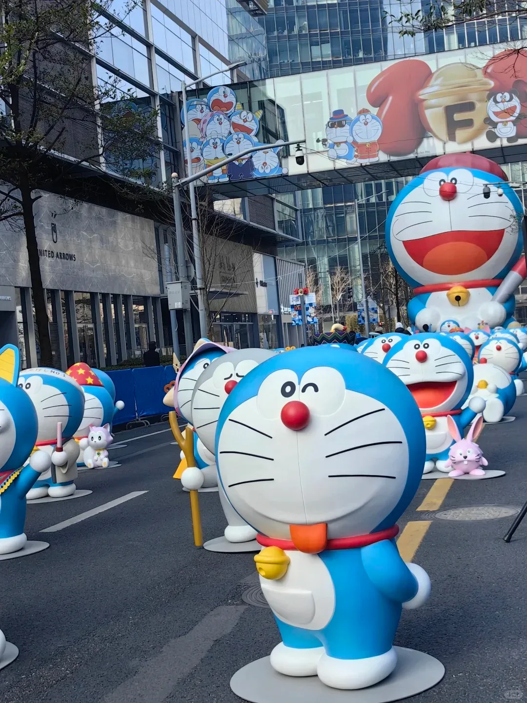 Premium Custom Fiberglass Doraemon Character Sculptures For Commercial Decor — view 4