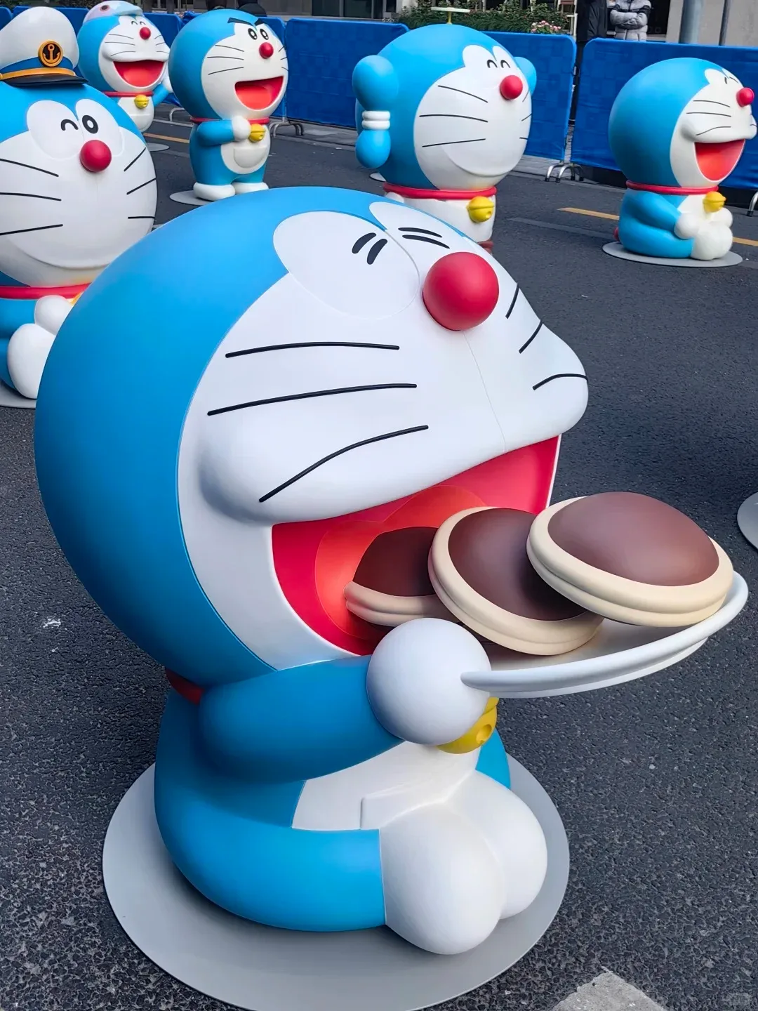 Premium Custom Fiberglass Doraemon Character Sculptures For Commercial Decor — view 5