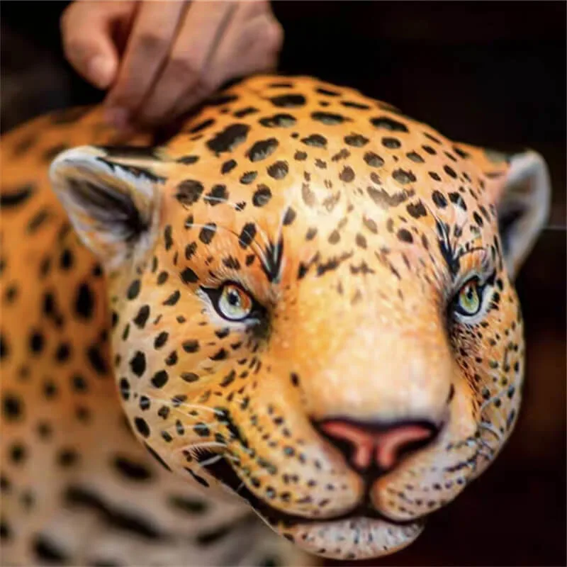 Realistic Lifelike Cheetah Fiberglass Leopard Sculpture | High‑End Landscape Decor for Outdoor Gardens & Commercial Plazas — view 4