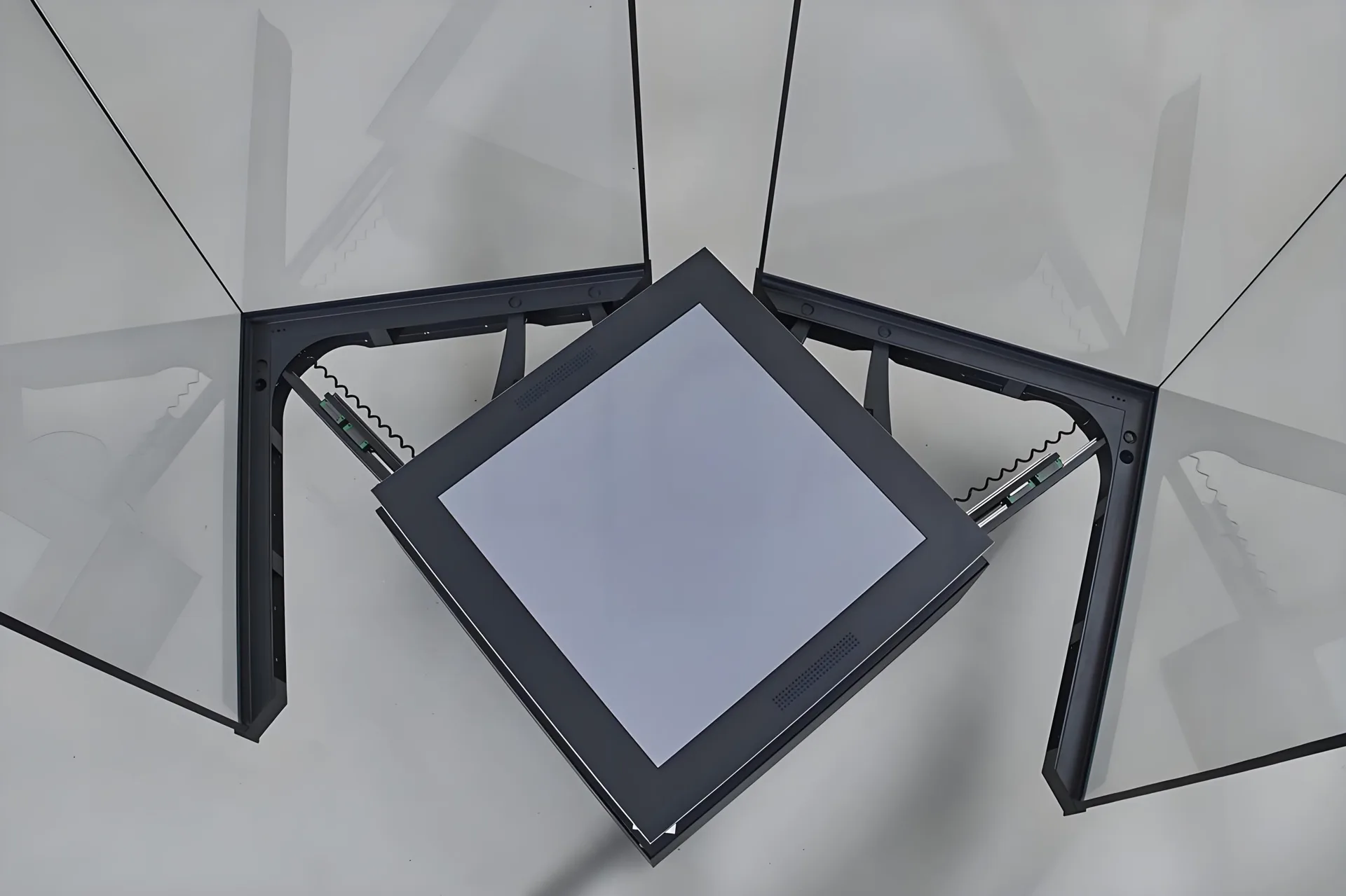 RT10 Automatic Wing-spreaded Opening Museum Floor Standing Display Showcase — view 3
