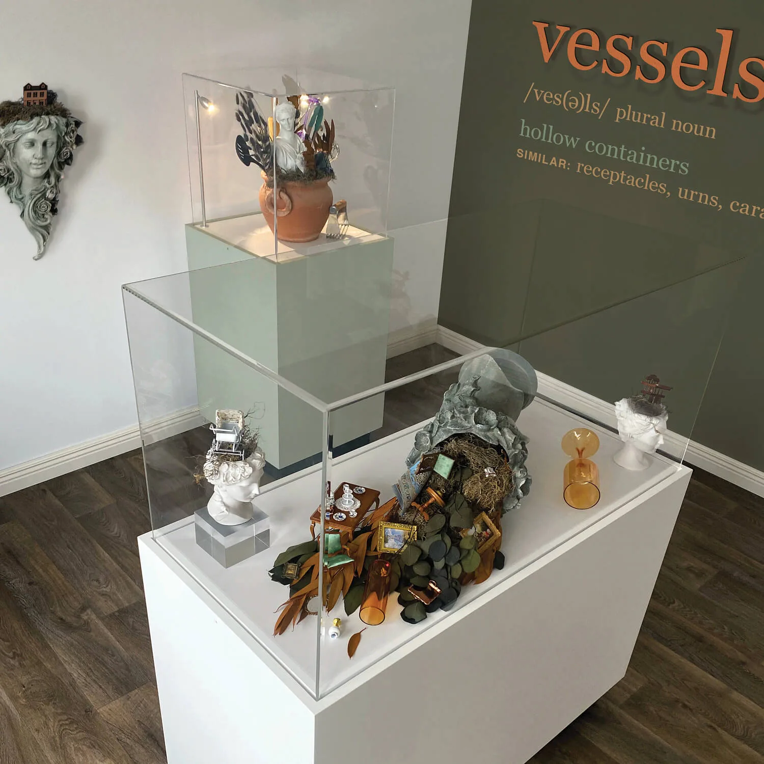 RT54 Baking Painted Museum Pedestal Showcase | Museum Display Counter — view 3