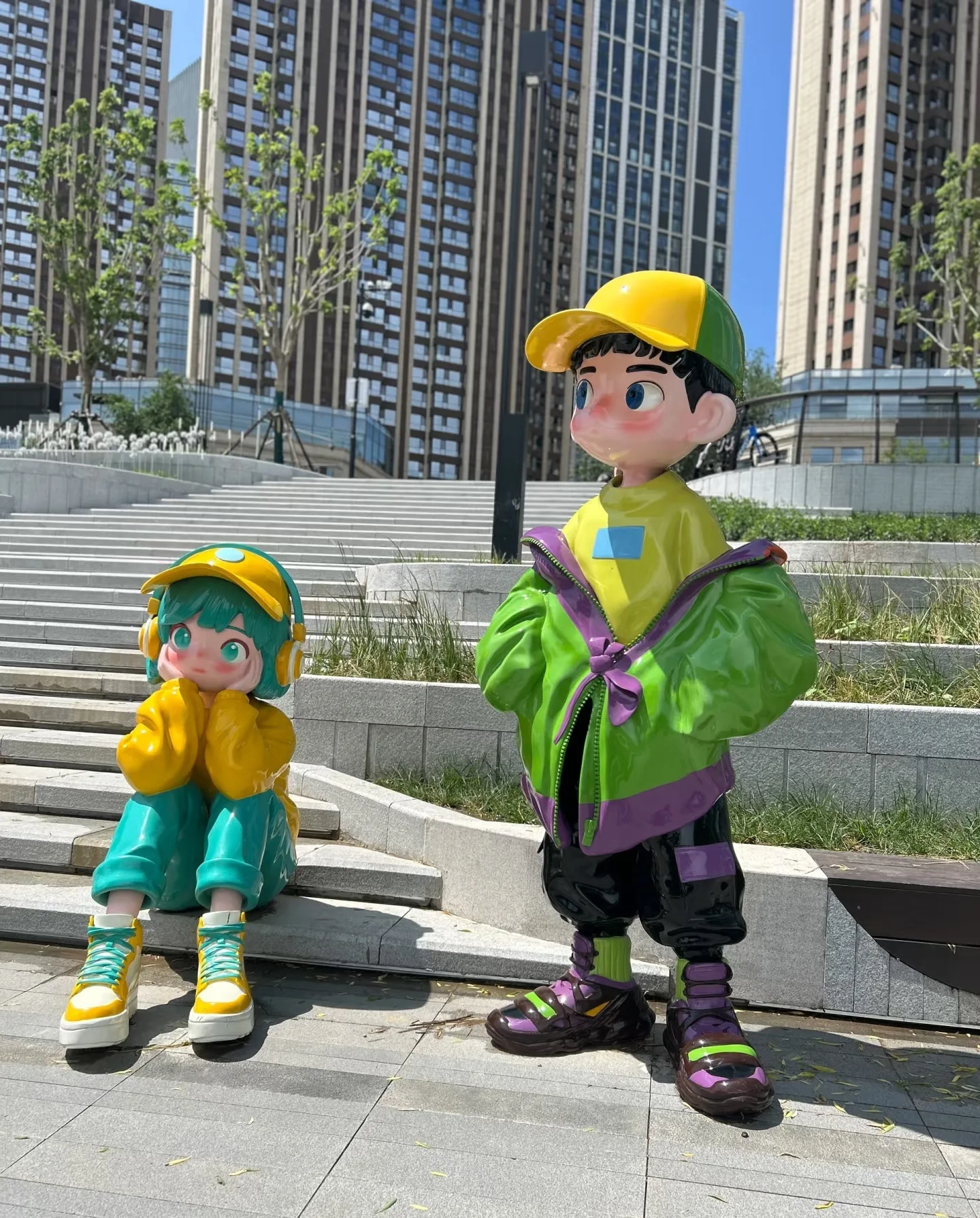 Trendy Streetwear Cartoon Teen Fiberglass Sculpture For Community Landscape Decoration — view 3