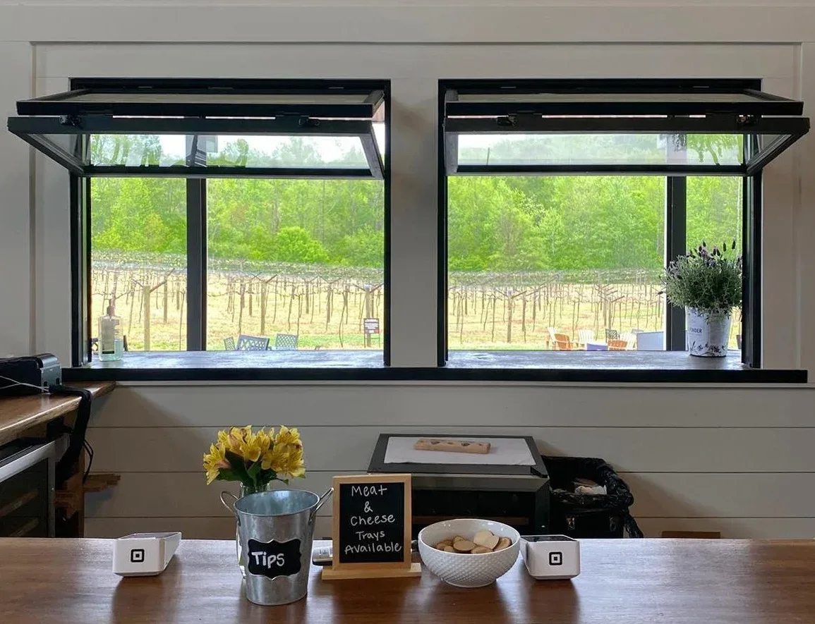Vertical Folding Up Windows For Restaurant — product detail 1