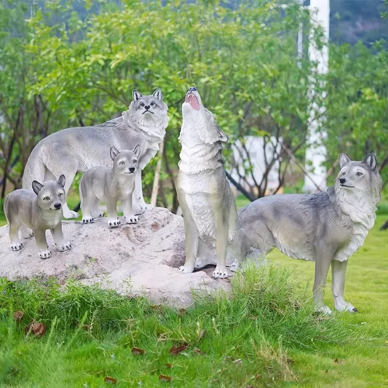 Wolf Fiberglass Sculpture For Holiday Park Landscape Decor — view 6