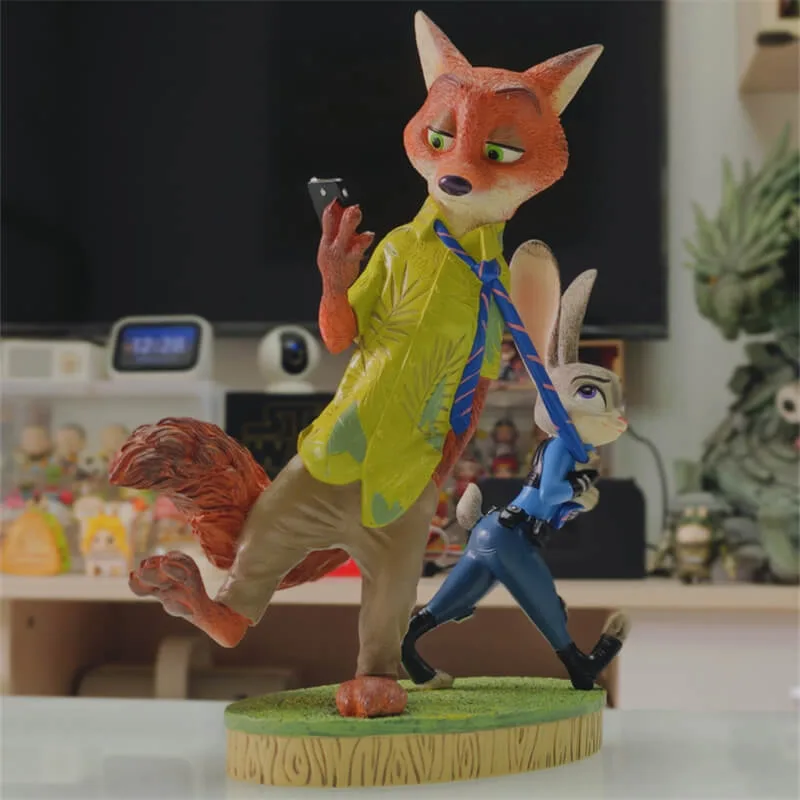 Zootopia Judy & Nick Fiberglass Anime Sculpture – IP‑Theme Decor for Malls & Pop‑Up Stores — view 3