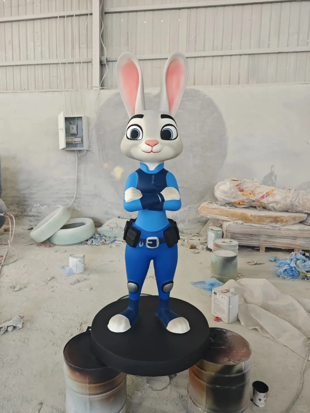 Zootopia Nick Wilde & Judy Hopps FRP Cartoon Character Statue Set for Mall IP Exhibition — view 4