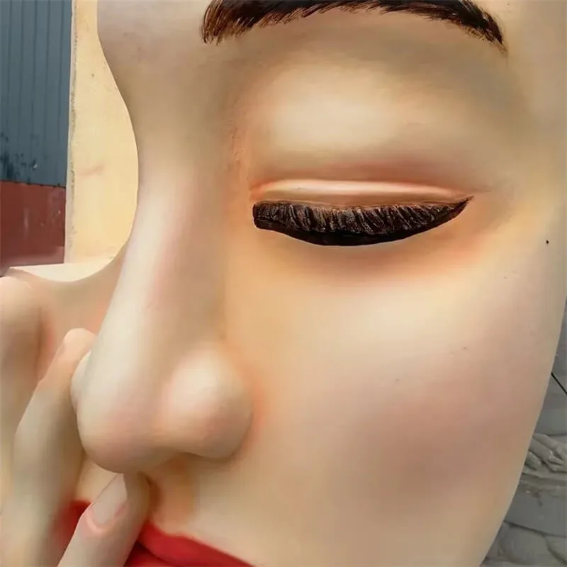 Custom Fiberglass Statues Sculptures Manufacturer | Benson Display – custom retail display image 25