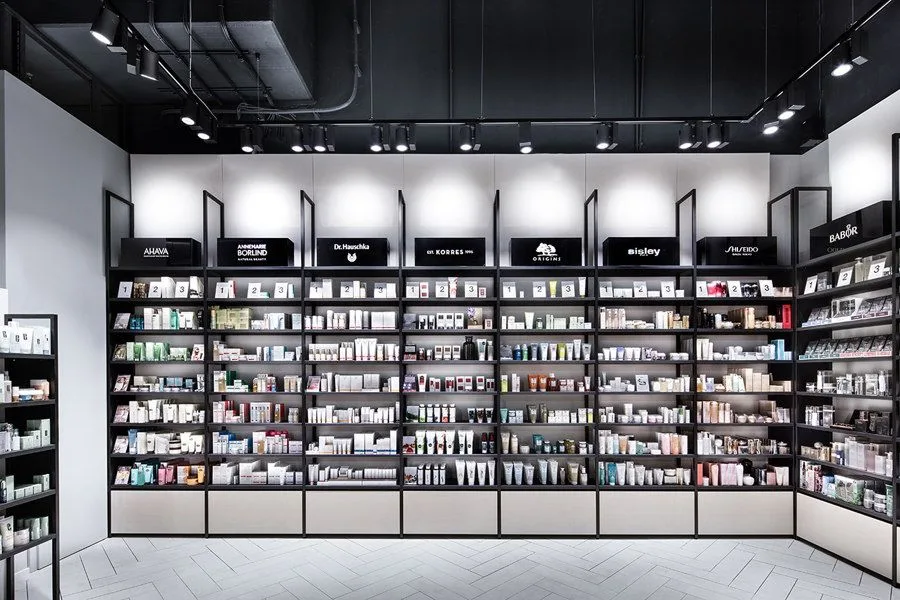Cosmetic Shop Design Decoration Ideas – Houston Cosmetic Store Full Build | Custom Interior & Furniture Project image 25
