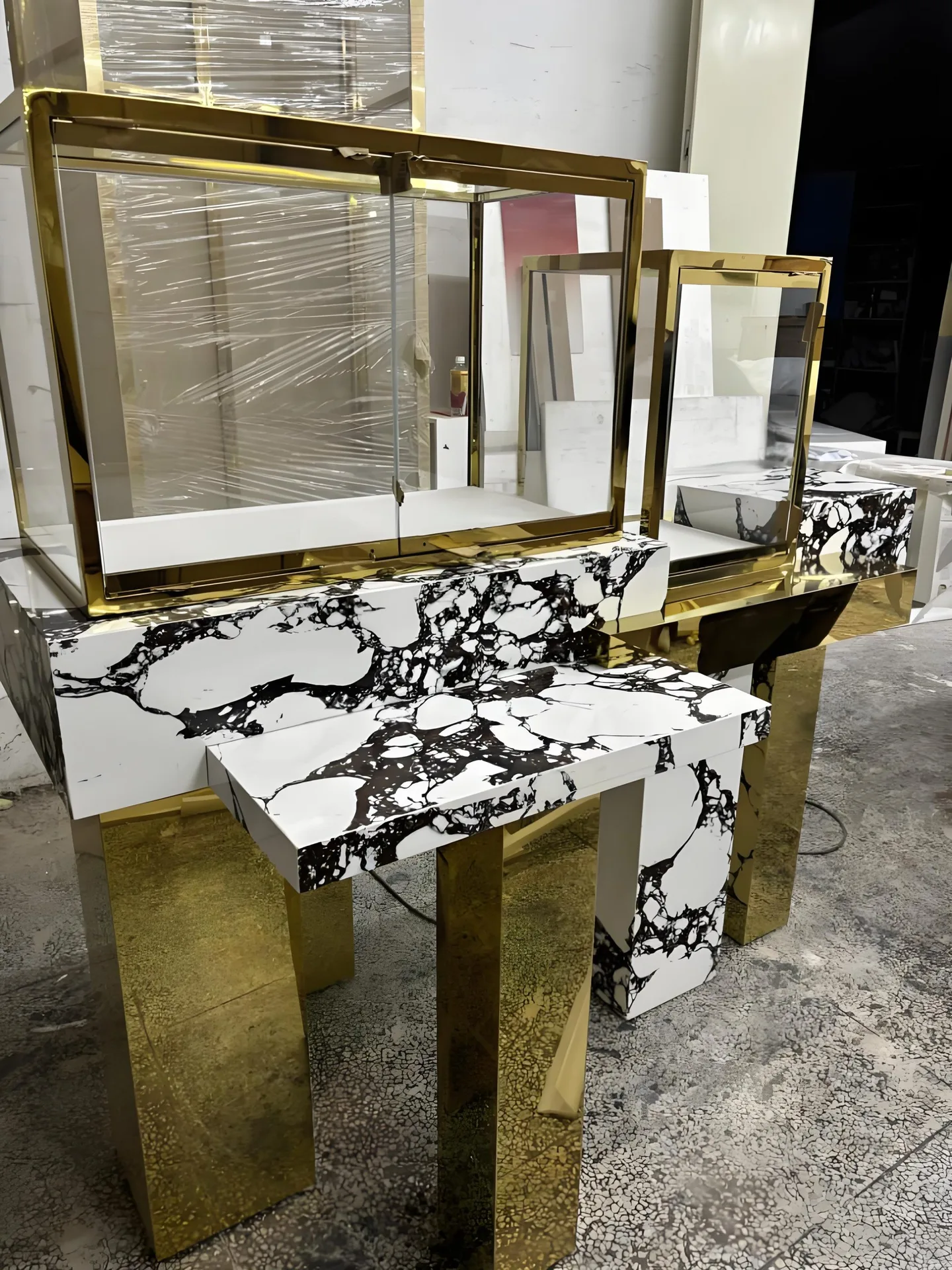 Jewelry Display Cases Showcases For Sale – custom retail display image 25