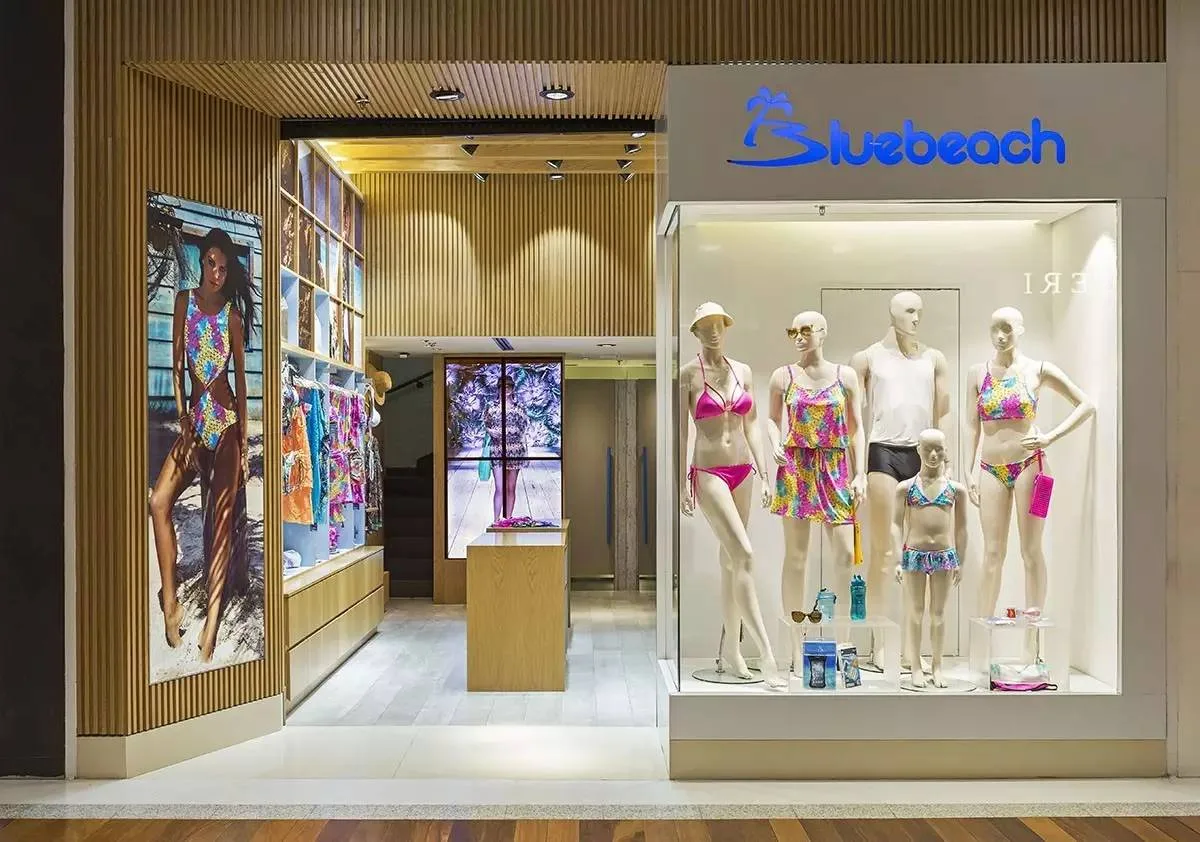 Swimwear Store Design, Displays Retail Fixtures – Modern outdoor Swimwear shop design outdoor swimwear cabinet & kiosk image