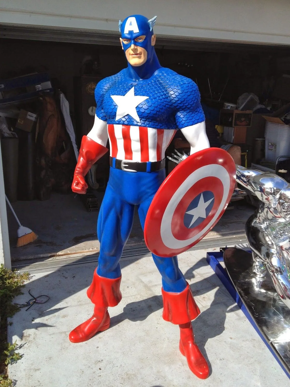Life Size Marvel Superhero Statues Figurines For Sale – custom retail display image 24