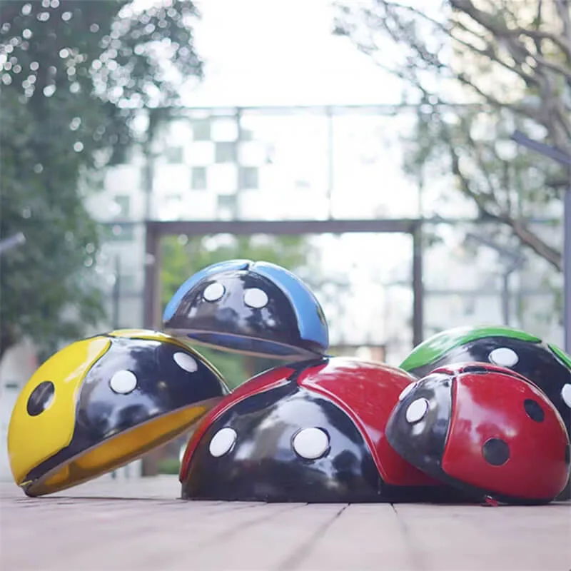 Large Beetle Sculptures Metal Ladybug Statues For Garden – custom retail display image 2