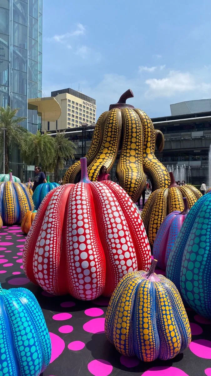 Large FRP Pumpkin Statues Sculpture For Sale – custom retail display image 5
