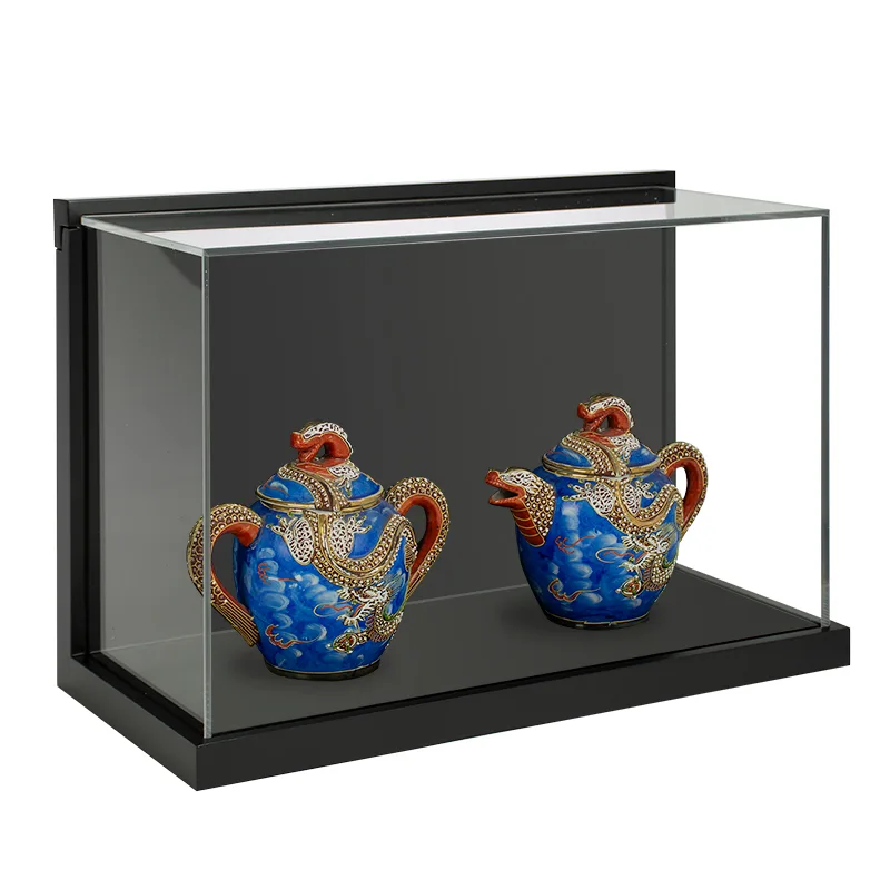 Wall Mounted Display Cases | Museum Exhibit – custom retail display image 1