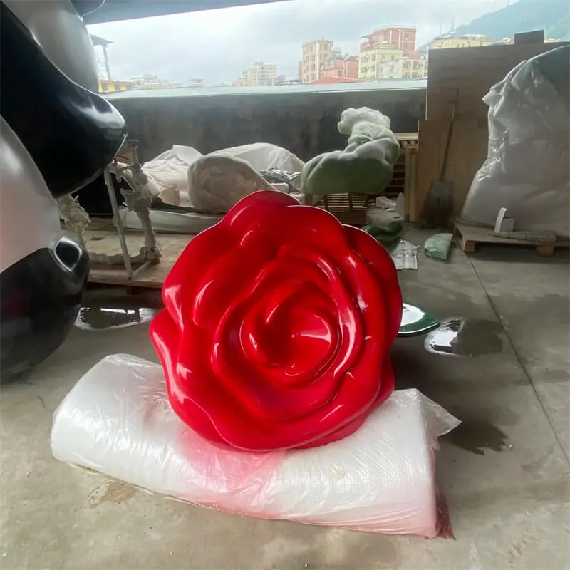 Custom Fiberglass Statues Sculptures Manufacturer | Benson Display – custom retail display image 12