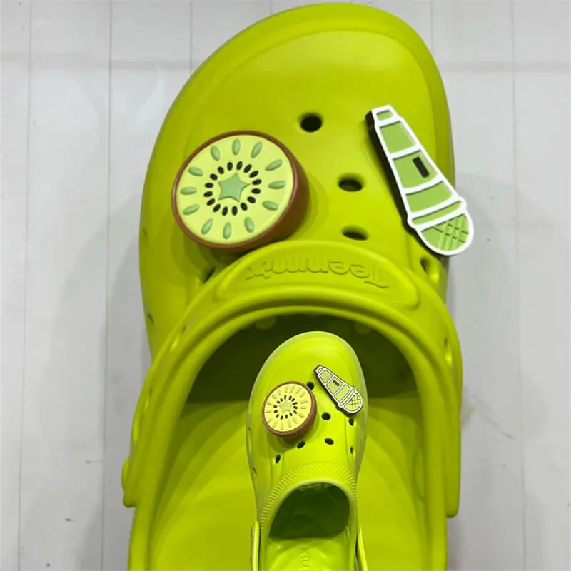 Custom Fiberglass Statues Sculptures Manufacturer | Benson Display – custom retail display image 8