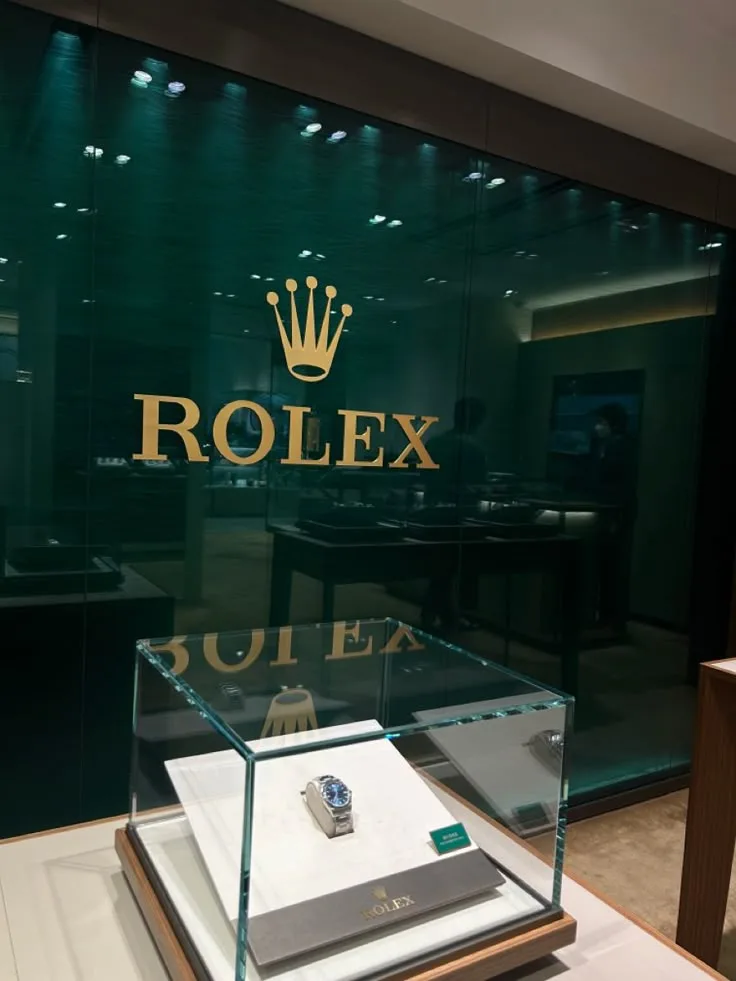 Watch Display Showcases Counters For Retail Shops – custom retail display image 26