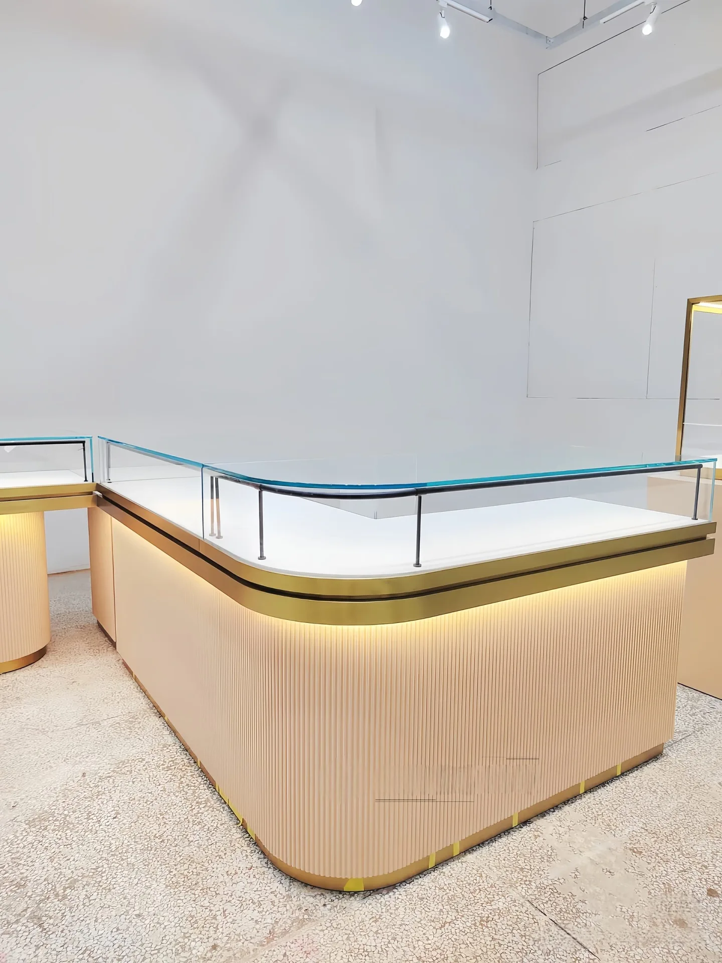 Jewelry Display Cabinets For Shops – custom retail display image 54