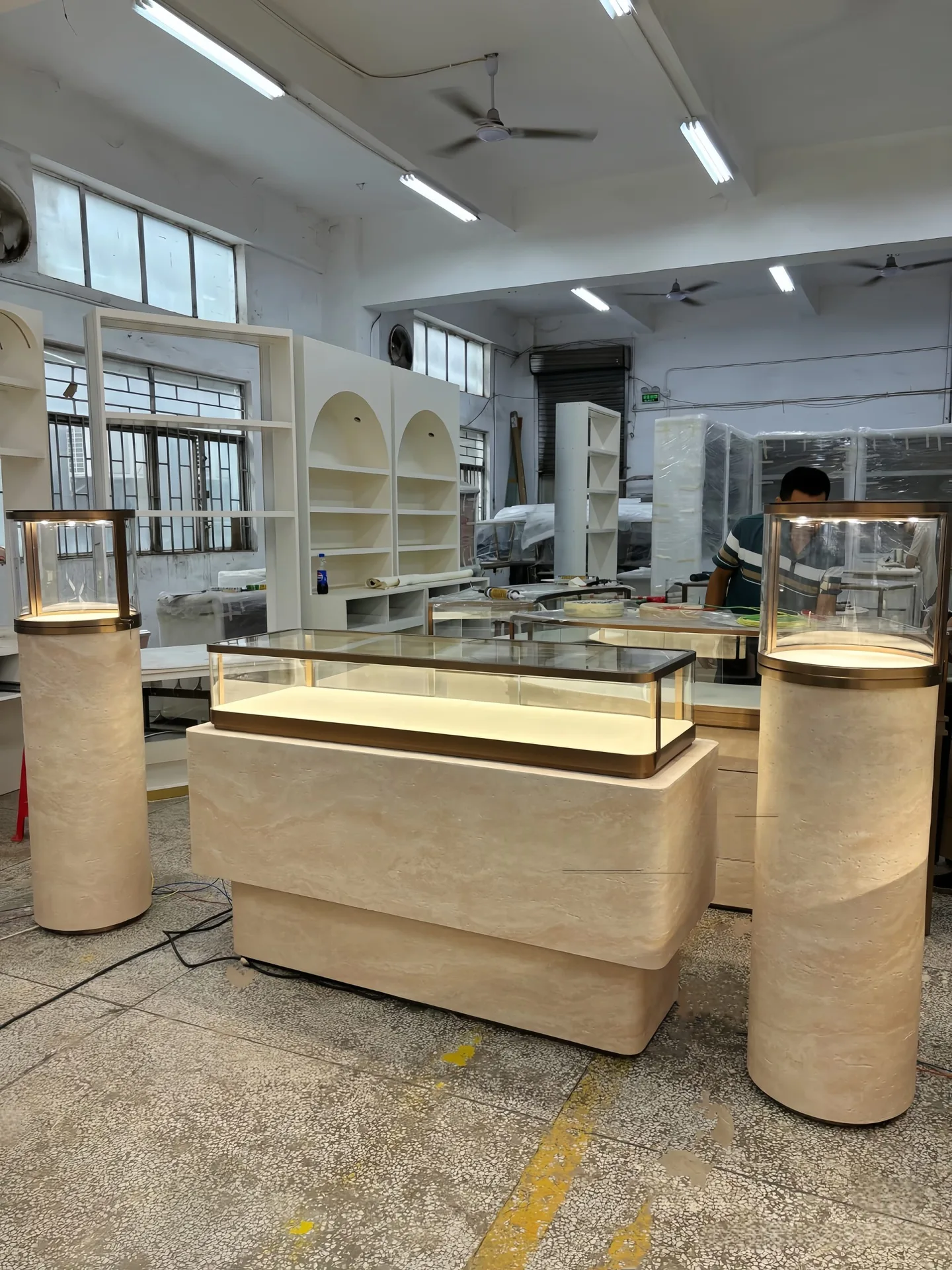 Jewelry Display Cabinets For Shops – custom retail display image 14