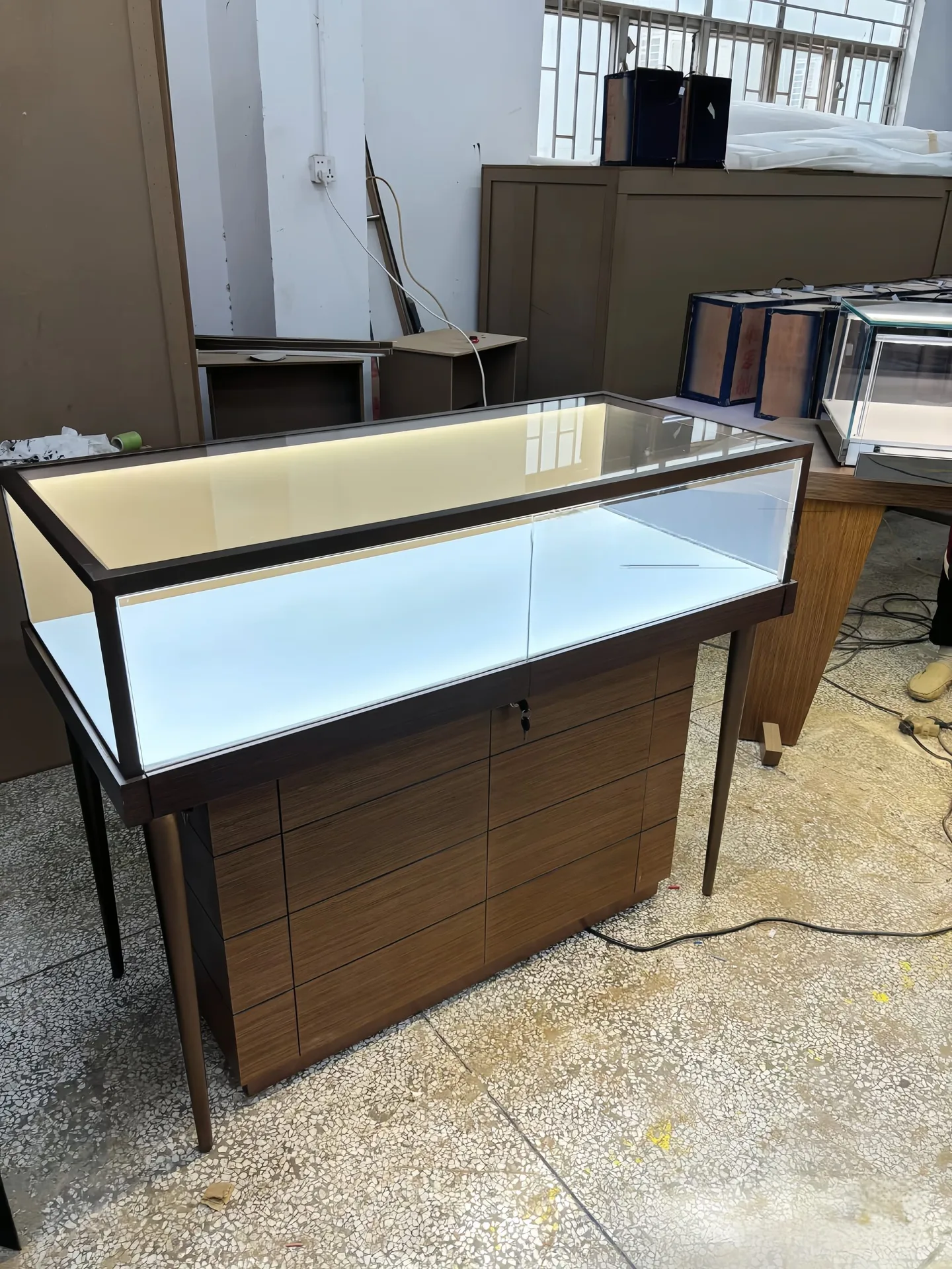 Jewelry Display Cabinets For Shops – custom retail display image 2