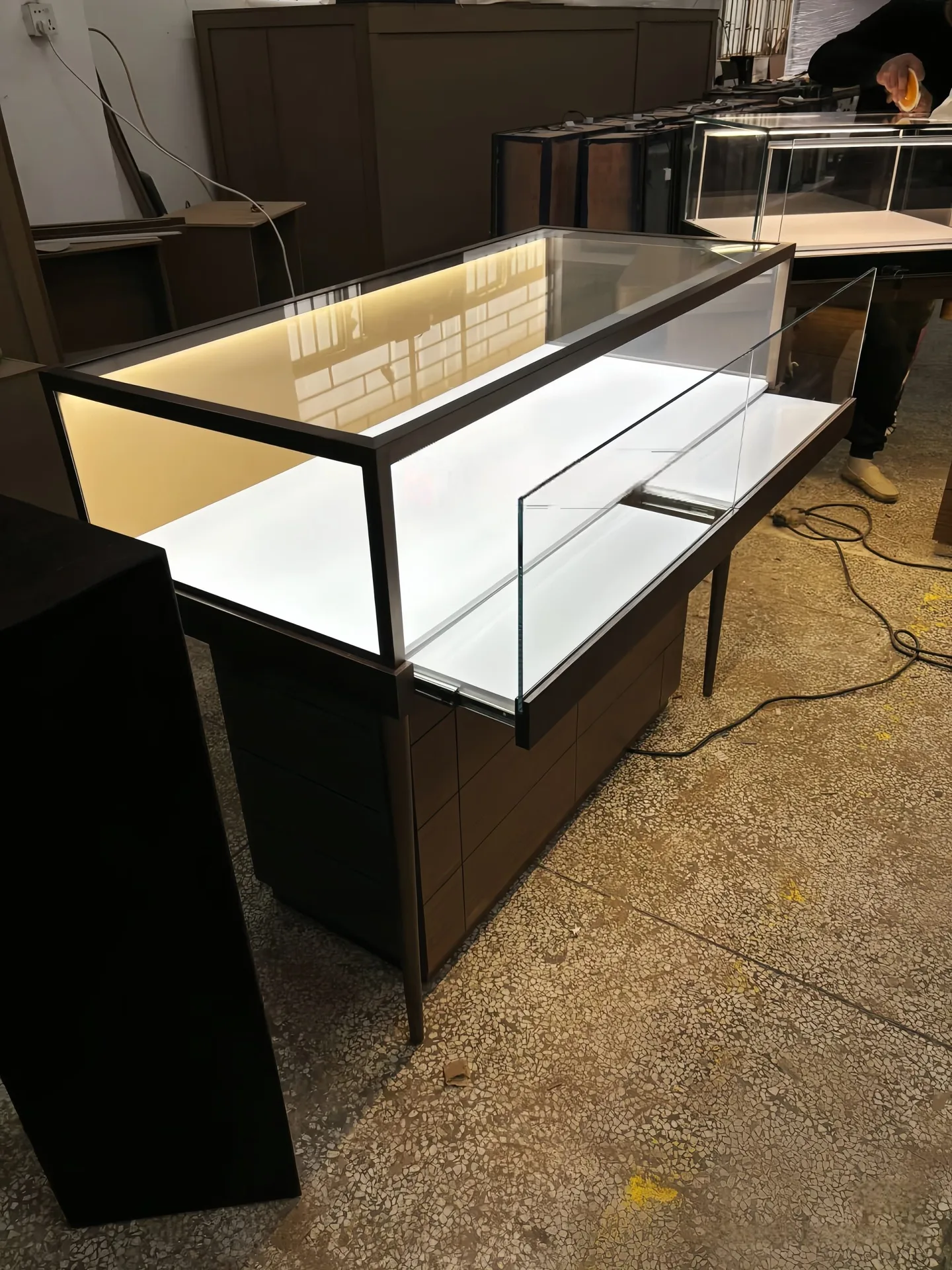 Jewelry Display Cabinets For Shops – custom retail display image 1