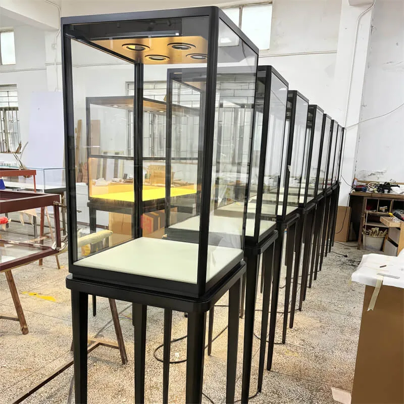 Jewelry Display Stands | Pedestal Tower Showcases – custom retail display image 29