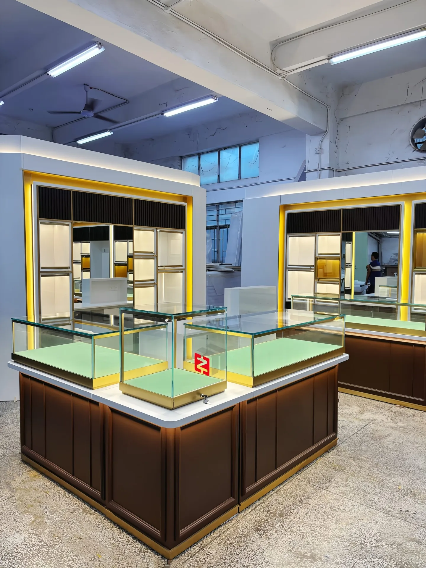 Jewelry Display Counter For Sale – custom retail display image 34