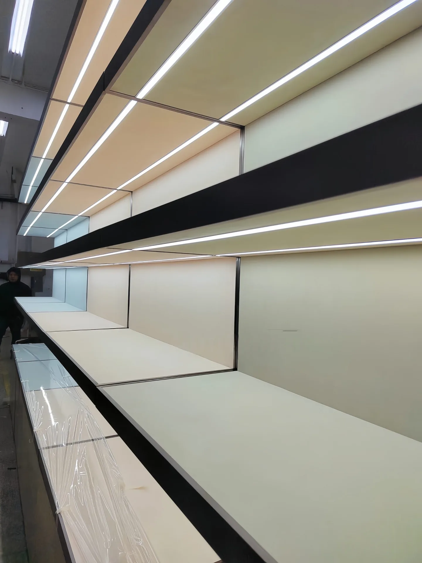Wall Mounted Display Cases Showcases With Sliding Glass Doors – custom retail display image 5