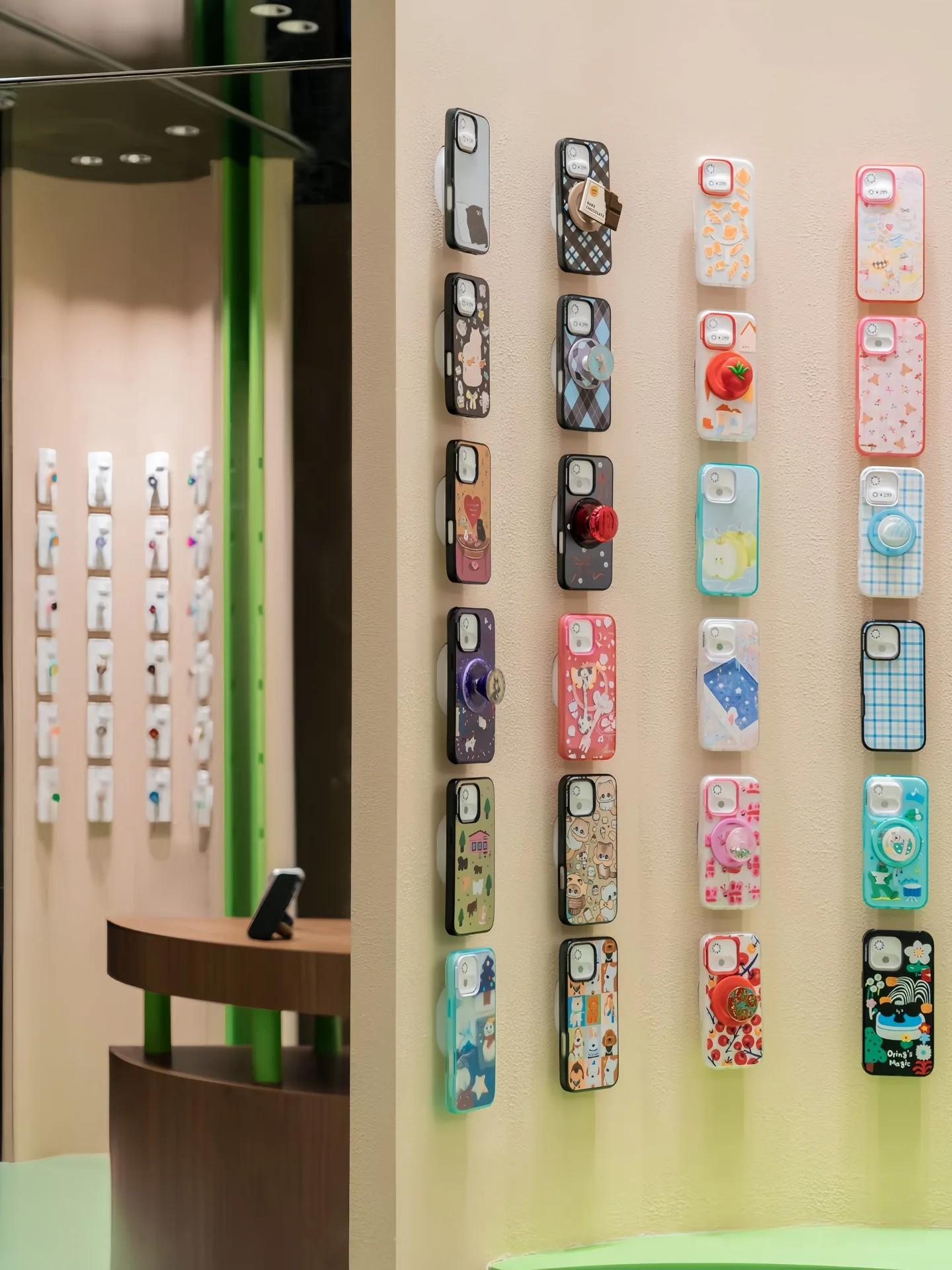 Retail Store Display Cases Glass Counters – custom retail display image 22