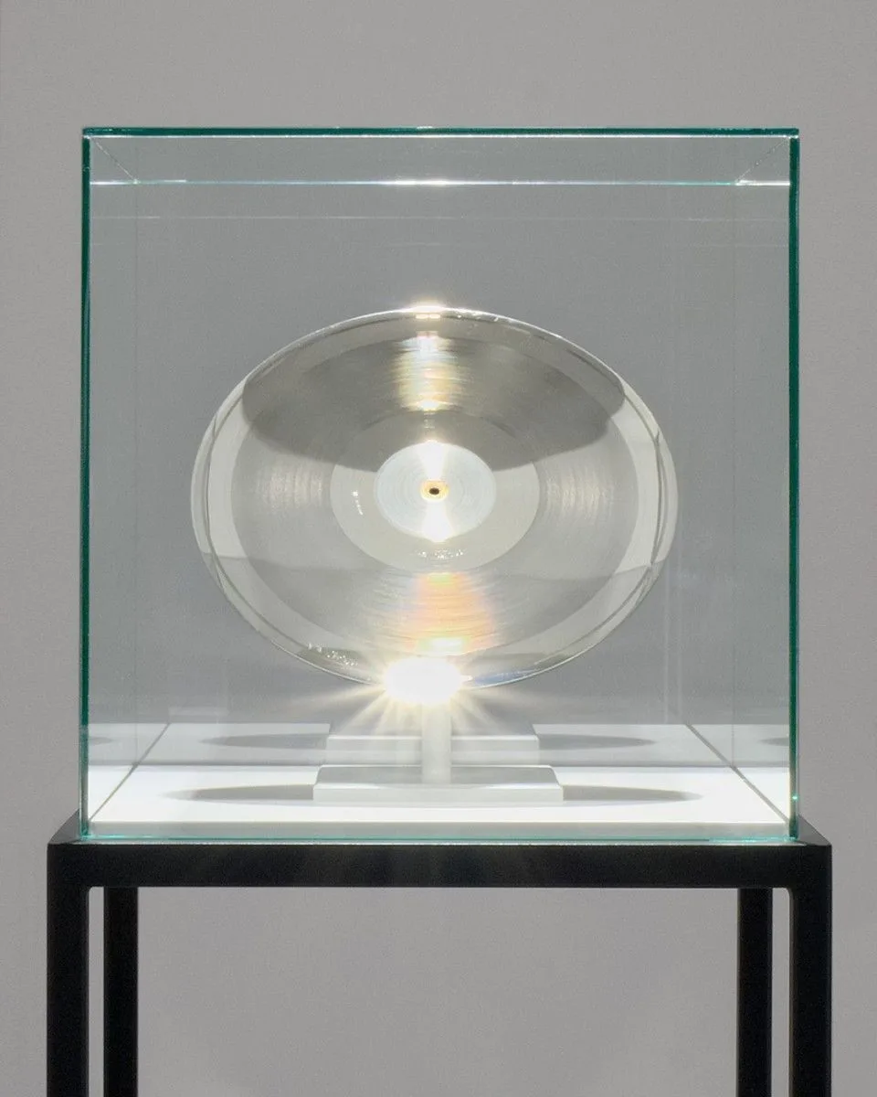 Glass Display Cabinets For Sale – custom retail display image 150