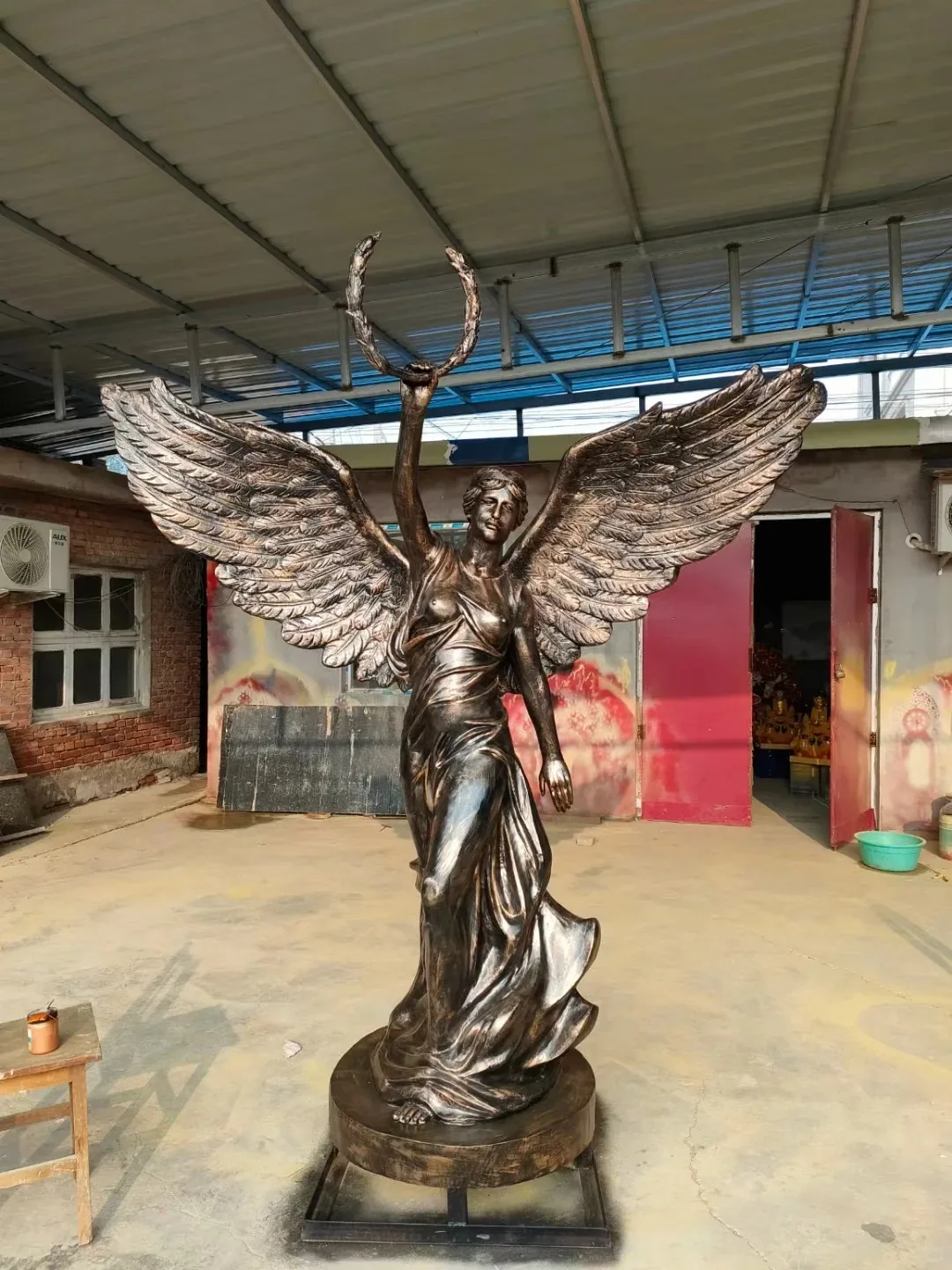 Custom Fiberglass Statues Sculptures Manufacturer | Benson Display – custom retail display image 53