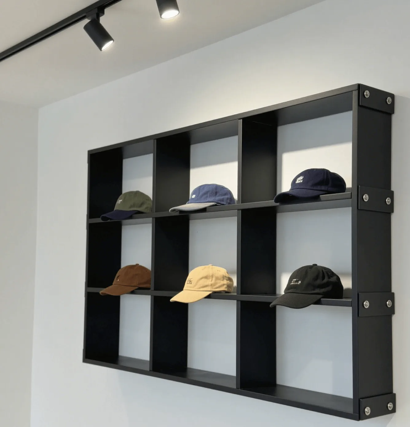 Retail Clothing Display Racks Stands For Garment Store – custom retail display image 56
