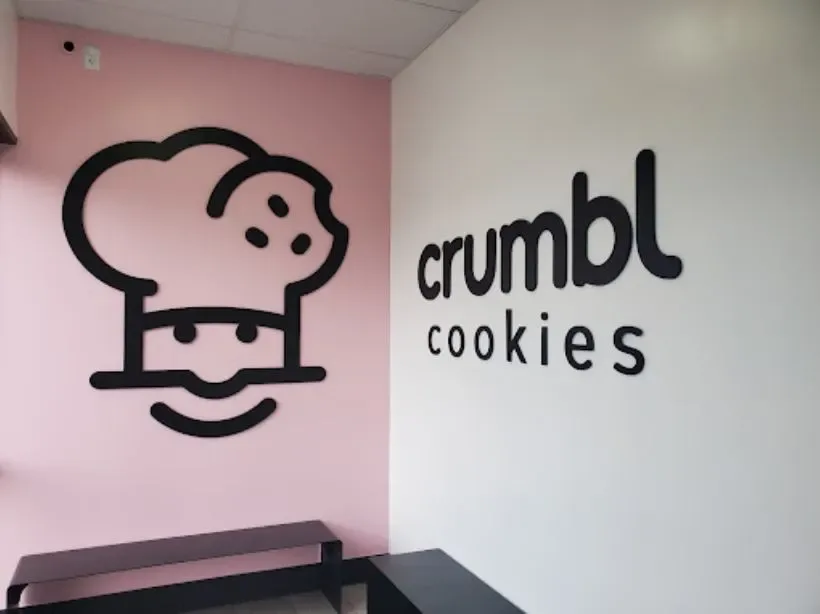Simple North Europe Cookie Shop Creative Biscuit Store Display Fixtures