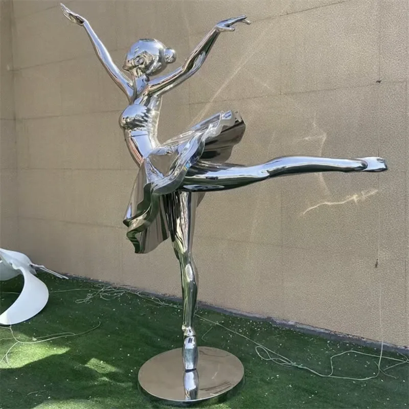 Custom Fiberglass Statues Sculptures Manufacturer | Benson Display – custom retail display image 5
