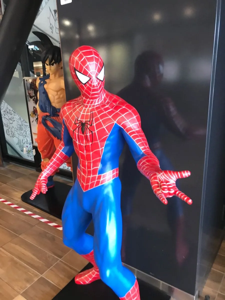 Life Size Marvel Superhero Statues Figurines For Sale – custom retail display image 19