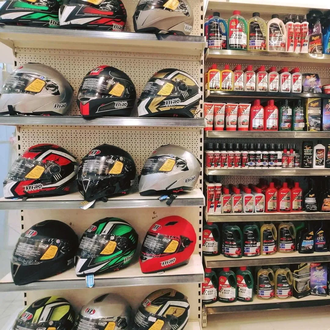 Car Accessories Shop Displays, Racks Interior Design – Auto Part Shop Design & Decoration image 6