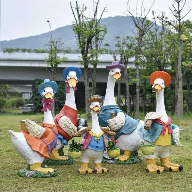 Outdoor Duck Statues Goose Sculptures for Garden – custom retail display image 43