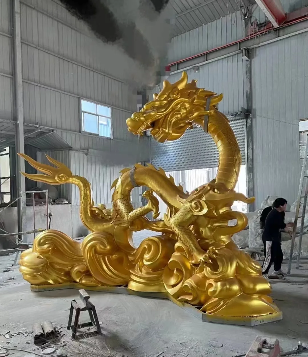 Mythical Creature Statues Sculptures – custom retail display image 18