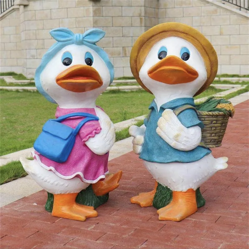 Outdoor Duck Statues Goose Sculptures for Garden – custom retail display image 39