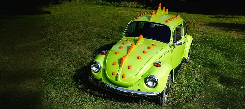 Car Fiberglass Models & Sculptures Life Size Car Models Sculptures For Outdoor Decoration – custom retail display image 5