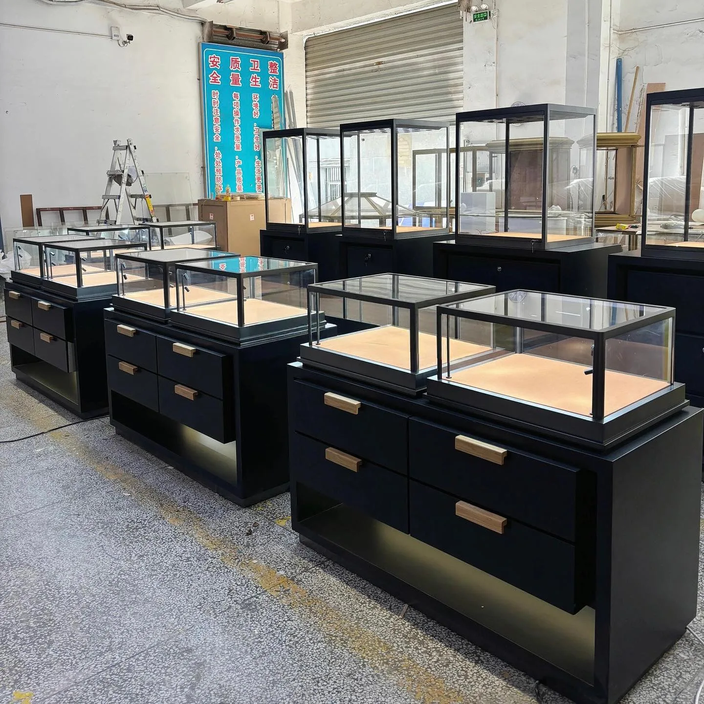 Jewelry Display Cabinets For Shops – custom retail display image 77