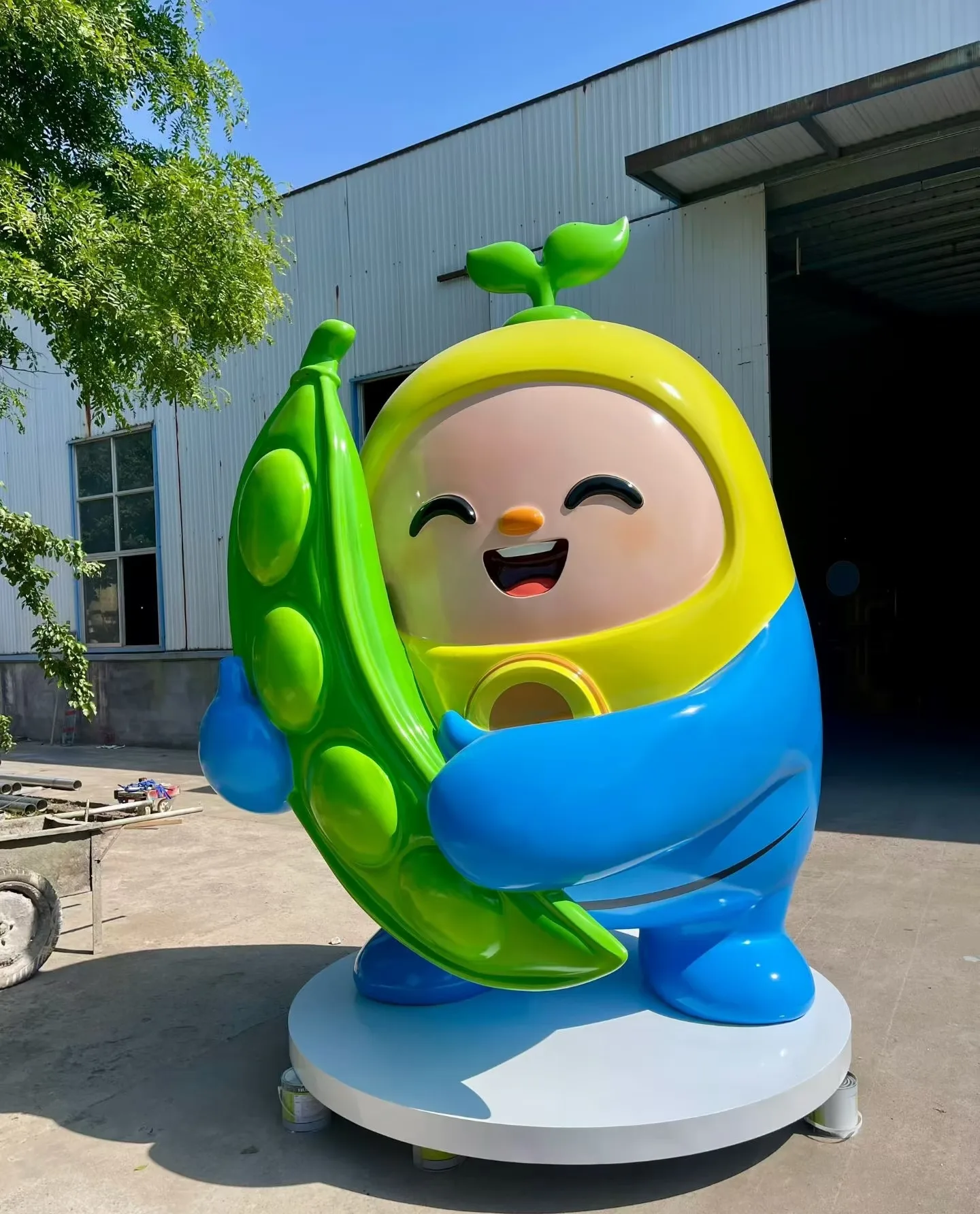 Cartoon Sculptures, Statues Figurines | Custom Life Size – custom retail display image 65