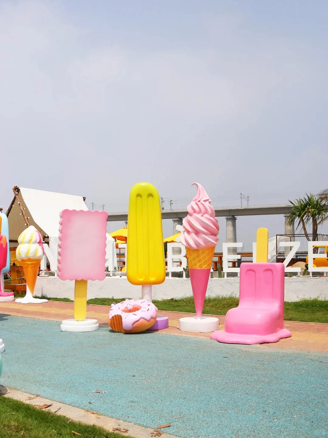 Gaint Ice Cream Props Statues | Fiberglass – custom retail display image 22
