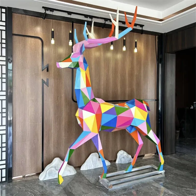 Geometric Animal Sculptures For Sale – custom retail display image 9