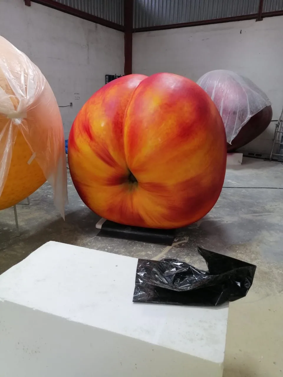 Giant Peach Statues Sculptures For Sale – custom retail display image 6