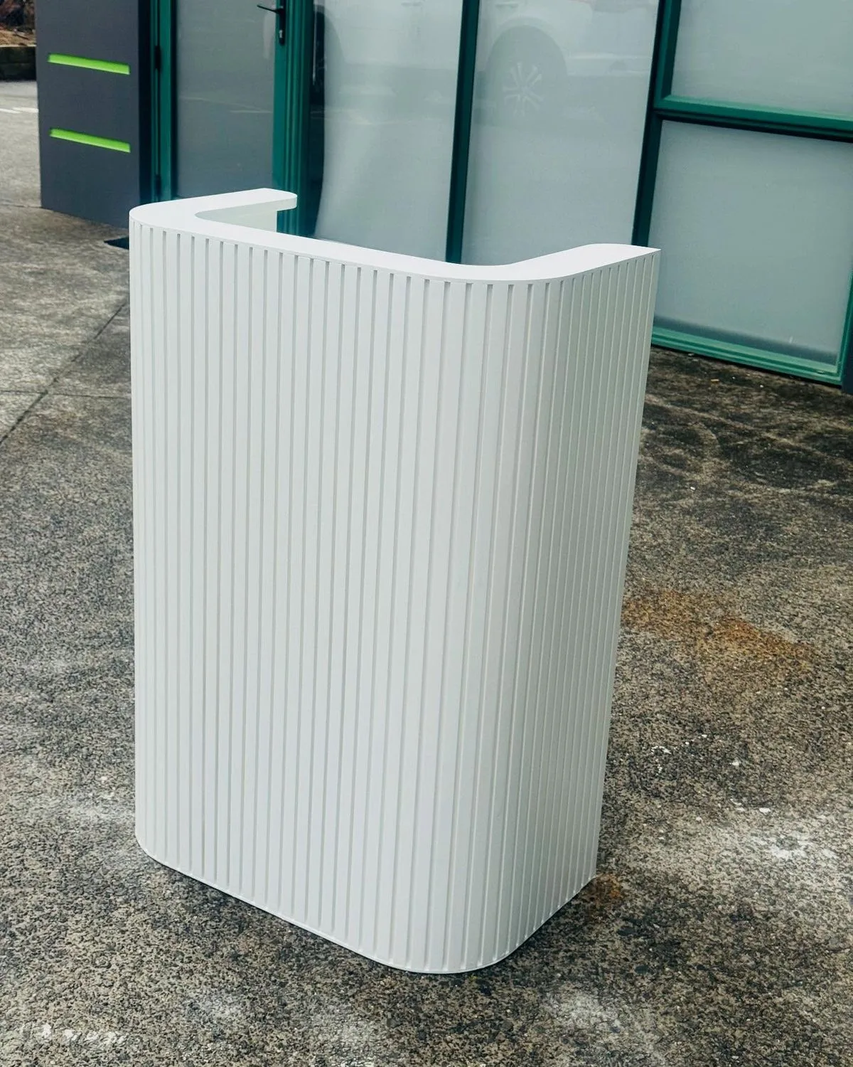 Fiberglass Reception Desk | Unique Modern – custom retail display image 9