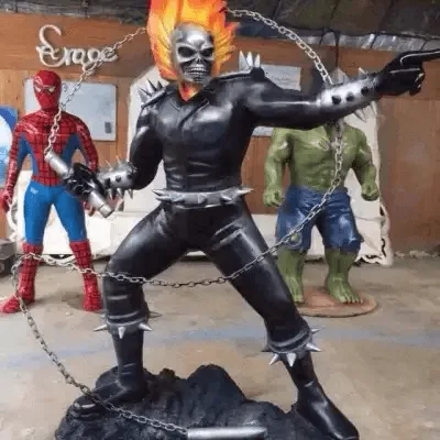 Ant-Man The Wasp Marvel Statues | Life Size Avengers 1:1 Figure – custom retail display image 3