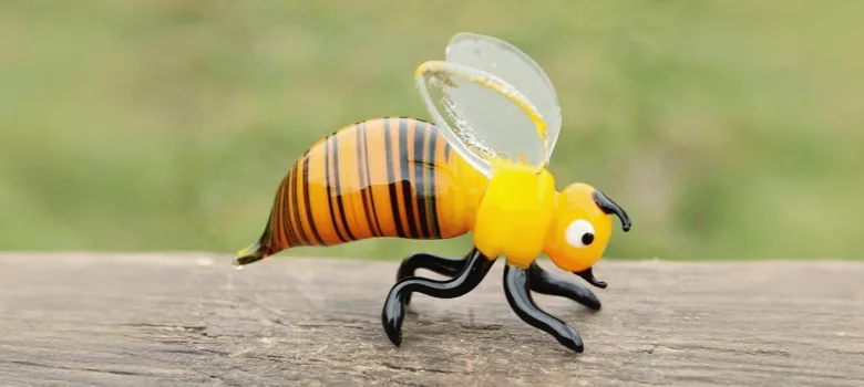 Bee Statues Sculptures For Garden Ornaments – custom retail display image 16