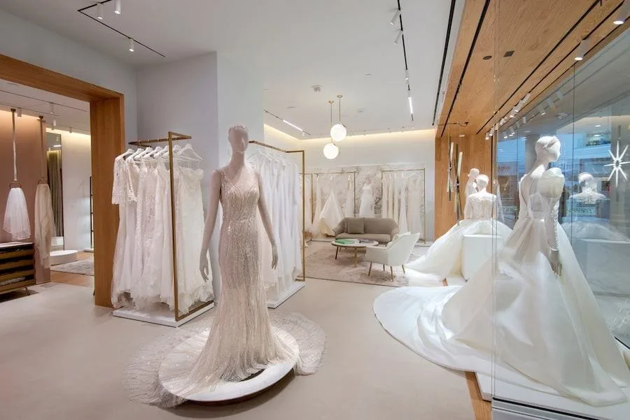 Bridal Shop Design, Displays Store Fixtures – Luxury Design Idea Bridal Shop Custom Display Rack for Wedding Dress image 4